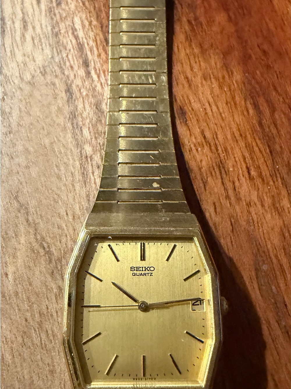 Seiko Gold Tone Men’s Dress Watch with Gold Dial and Bracelet
